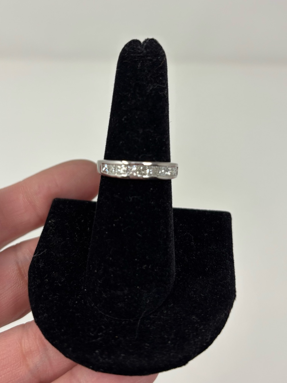 1 carat t.w. Princess Cut Band